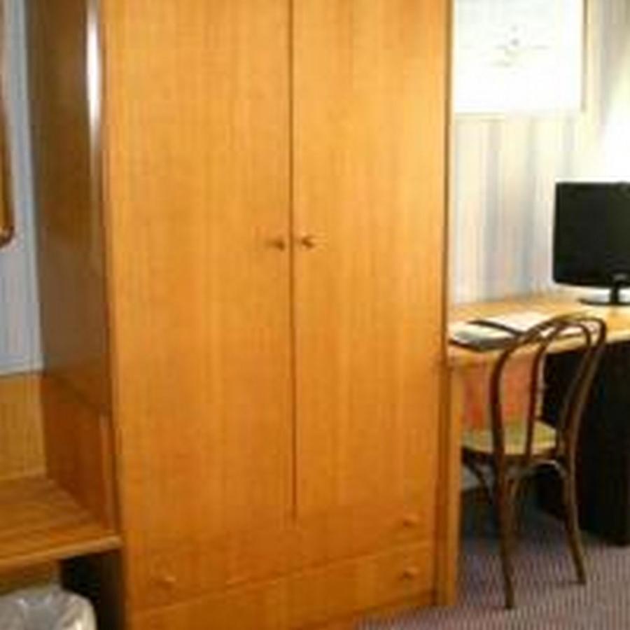 Hotel De La Ville Central Латина Екстериор снимка