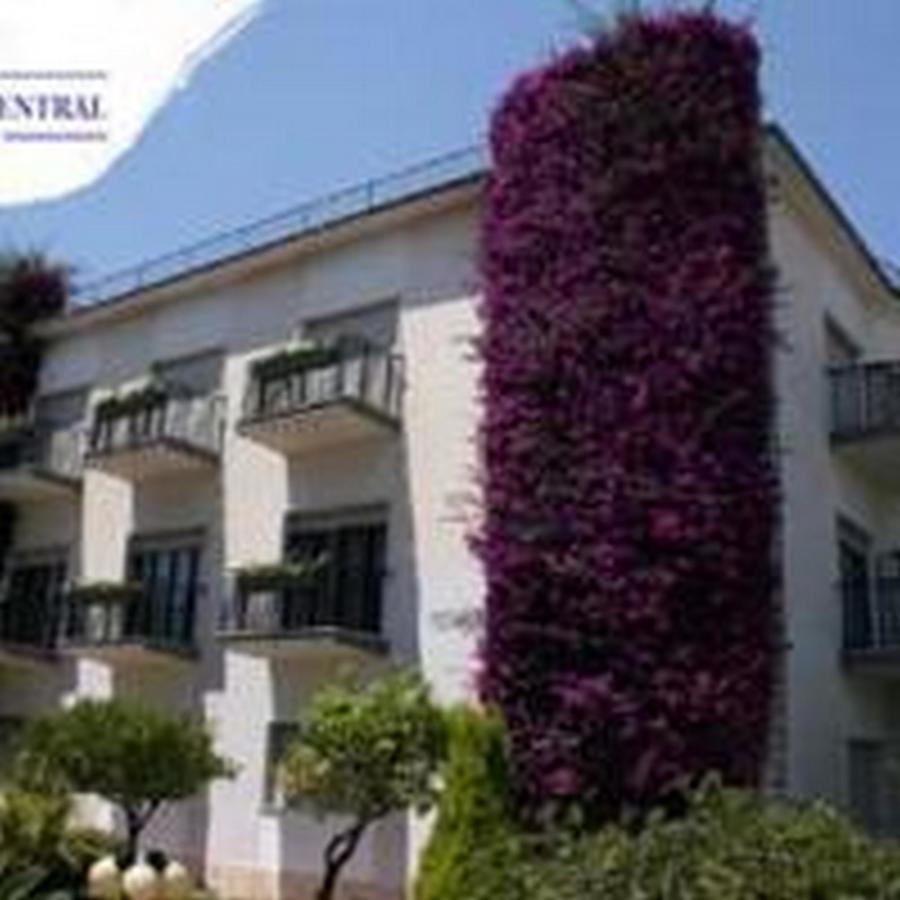 Hotel De La Ville Central Латина Екстериор снимка